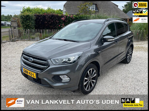 Ford KUGA ST line 150 pk Trekhaak.