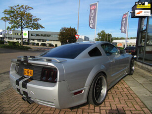 Ford USA Mustang V6 AUT 2005 UNIEKE SHOWCAR SALEEN LOOK