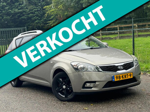 Kia Cee'd 1.4 CVVT X-ecutive /Trekhaak/Airco/