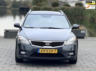 Kia Cee'd 1.4 CVVT X-ecutive,1eignaar, cruise Controle, km