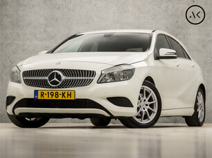 Mercedes-Benz A-Klasse 180 Luxury Automaat (NAVIGATIE, CAMERA, LEDEREN SPORTSTOELEN, STOELVERWRAMING, CRUISE, CLIMATE, GETINT GLAS, LED, ZWART HEMEL, LM VELGEN, PARKEERSENSOREN, NIEUWSTAAT)