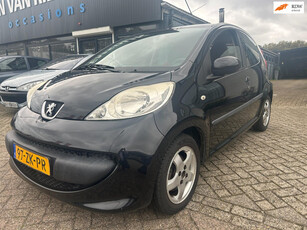 Peugeot 107 1.0-12V XS Urban Move 5 drs apk 22-3-2025 elektrische ramen