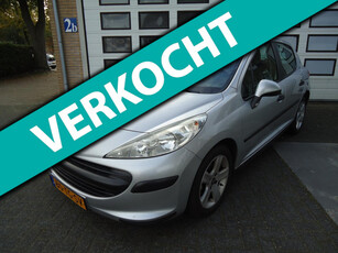 Peugeot 207 1.4-16V XR