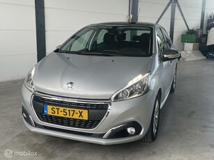 Peugeot 208 1.2 PureTech Allure 5deurs airco navi