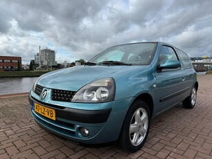 Renault Clio 1.2-16V Billabong St.bkr/Elek.pakket/Nieuwe APK