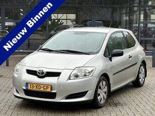 Toyota Auris 1.4-16V Terra Airco, CV op afstand NIeuwe APK