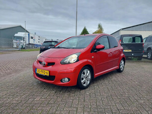 Toyota Aygo 1.0-12V Aspiration Red !! VOL JAAR APK !!