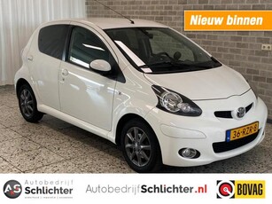 Toyota Aygo 1.0 5 deurs Dynamic Navigator Airco/LM-Velgen/Navi/45.000 km