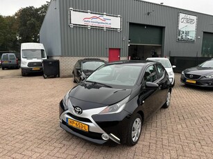 Toyota Aygo 1.0 VVT-i x-play (bj 2016)