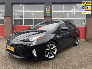 Toyota Prius 1.8 Executive, Trekhaak, JBL, Keyless, Navi, Stoelverwarming, BSM, Camera