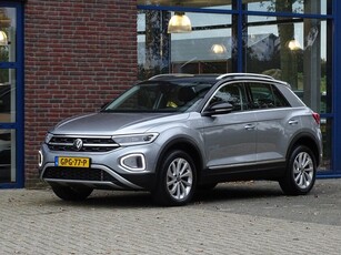 Volkswagen T-Roc 1.5 TSI STYLE (bj 2023, automaat)