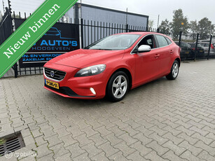 Volvo V40 1.6 T3 R-Design goed onderhouden