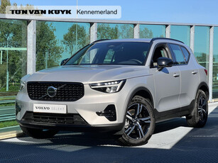 Volvo XC40 2.0 B4 Plus Dark Automaat, Parkeer Camera, Electr. verstelbare stoelen, Harman-Kardon Premium Audio systeem, Trekhaak semi electrisch.