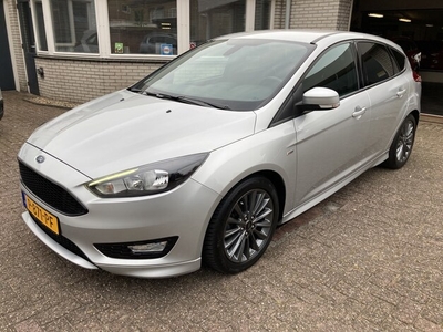 Ford Focus Benzine