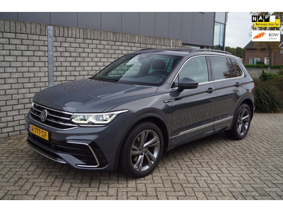 Volkswagen TIGUAN 1.5 TSI R Line NW MODEL Autom Panodak Half Leder Stoel en Stuurverw Adaptieve Cruise Navi Camera 2x PDC LMV