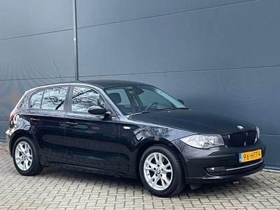 BMW 1-serie 118i Business Line NWE APK CLIMA 6-BAK 5 DEURS