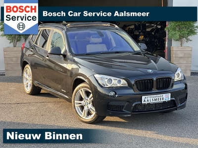 BMW X1 xDrive28i High Executive / M PAKKET / PANO / LEER /