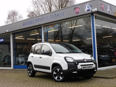 Fiat Panda 1.2 Cross Waze 4 cilinder ! (bj 2020)