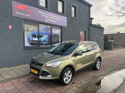 Ford Kuga 1.6 Titanium 4WD