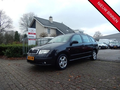 Škoda Fabia Combi 1.4-16V Elegance (bj 2006)