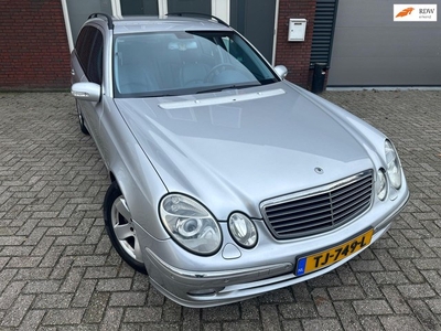 Mercedes-Benz E-klasse Combi 320 CDI Avantgarde / AUT /