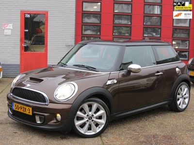 Mini 1.6 Cooper S 10 Years II 184 PK, LEDER, NAVI,PDC