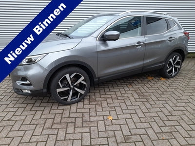 NISSAN QASHQAI 1.2 Business Edition Automaat en panoramadak! | Clima | Cruise control | Half lederen bekleding | Navigatie | Camera | LM Velgen | Trekhaak | RIJKLAARPRIJS INCL 12 MAANDEN GARANTIE EN BEURT