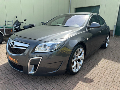 Opel INSIGNIA, OPC 2.8 T OPC 4x4 in nette staat!