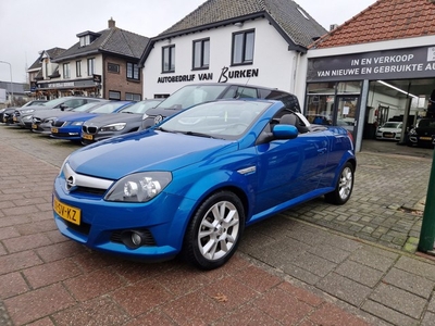 Opel Tigra TwinTop 1.4-16V Sport