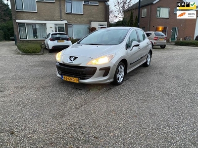 Peugeot 308 1.6 HDiF X-line