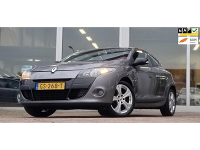 Renault Mégane Coupé 1.6i 16V Dynamique Parkeerhulp APK