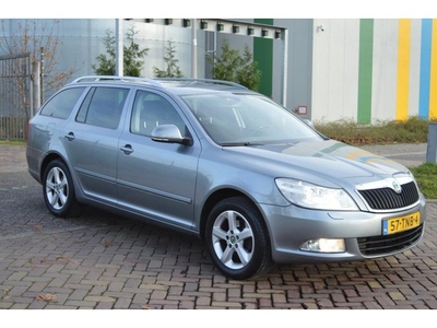 Skoda Octavia Combi 1.6 TDI Greentech Elegance Business