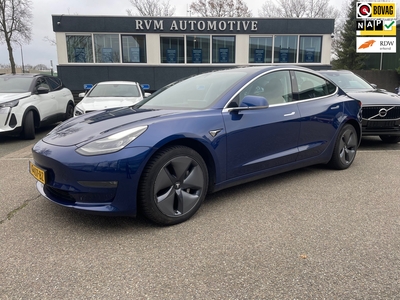 TESLA MODEL 3 RWD Plus Org.NL NAP KM VAN €29.900,- VOOR € 24.877, UW LENTE VOORDEEL: € 3.023,- !| AUTOPILOT | VERW. VOORSTOELEN