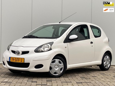 Toyota Aygo 1.0-12V Now 3DEURS AIRCO IN NETTE STAAT