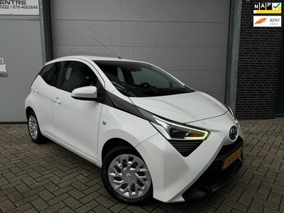 Toyota Aygo 1.0 VVT-i x-play [FaceliftDealer