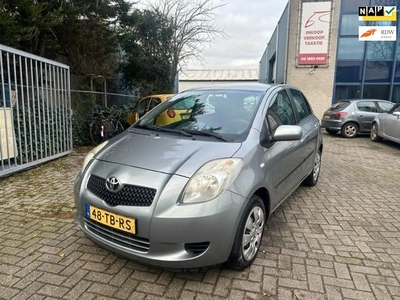 Toyota Yaris 1.3 VVTi Sol, Airco, Trekhaak, Apk 07/2024