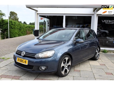 Volkswagen Golf 1.2 TSI Highline BlueMotion Automaat