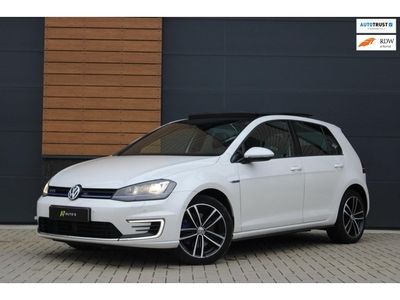 Volkswagen Golf 1.4 TSI GTE PANODAK/STOELVER/CAM/LEER/NAP