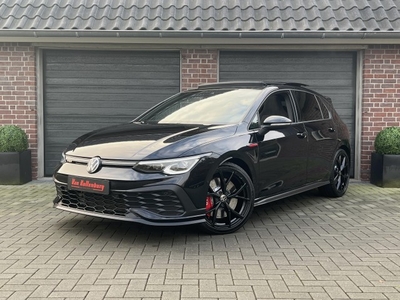 Volkswagen Golf VIII GTI CLUBSPORT 2.0 TSI 300 PK PANO IQ HK 2022