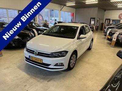 Volkswagen Polo 1.0 TSI Comfortline Automaat Apple