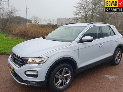 Volkswagen T-Roc 1.5 TSI 150pk 7-DSG Style NAVI, CAM