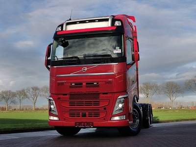 VOLVO FH 540 xl 6x4 boogie lift