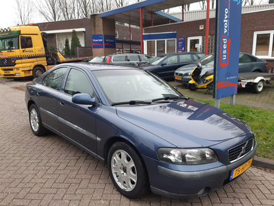 Volvo S60 Benzine 2.4 140PK