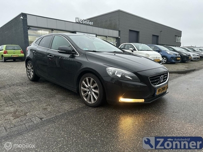 Volvo V40 1.6 D2