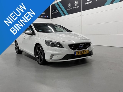 Volvo V40 1.6 D2 R-Design /PANO/NAP/CAMERA/MEMORY