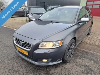 Volvo V50 2.0i 16v 145pk R-Design Leer Nap Nieuwe apk 10-25