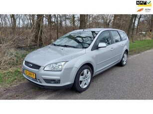 Ford Focus Wagon 1.6-16V Ambiente