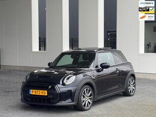 Mini Mini Electric MINI Yours 33 kWh, panoramadak