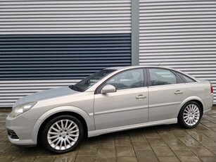 Opel Vectra GTS 2.2-16V Temptation CLIMATRONIC TREKHAAK NAP