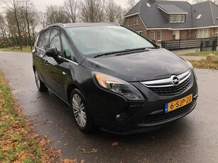 Opel Zafira Tourer 1.6 CDTI Design Edition